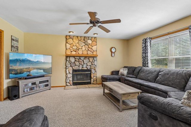 N164W21241 Dunbar COURT, Jackson, WI 53037