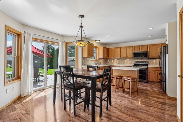 N164W21241 Dunbar COURT, Jackson, WI 53037