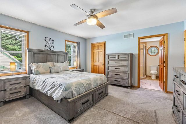 N164W21241 Dunbar COURT, Jackson, WI 53037
