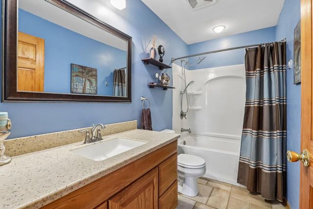 N164W21241 Dunbar COURT, Jackson, WI 53037