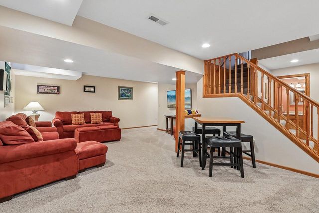 N164W21241 Dunbar COURT, Jackson, WI 53037
