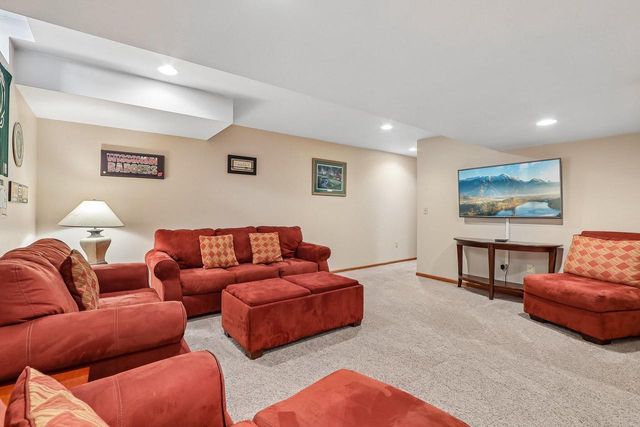 N164W21241 Dunbar COURT, Jackson, WI 53037