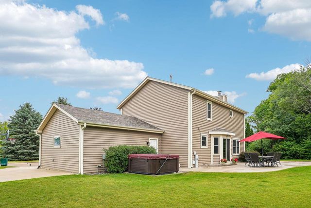 N164W21241 Dunbar COURT, Jackson, WI 53037