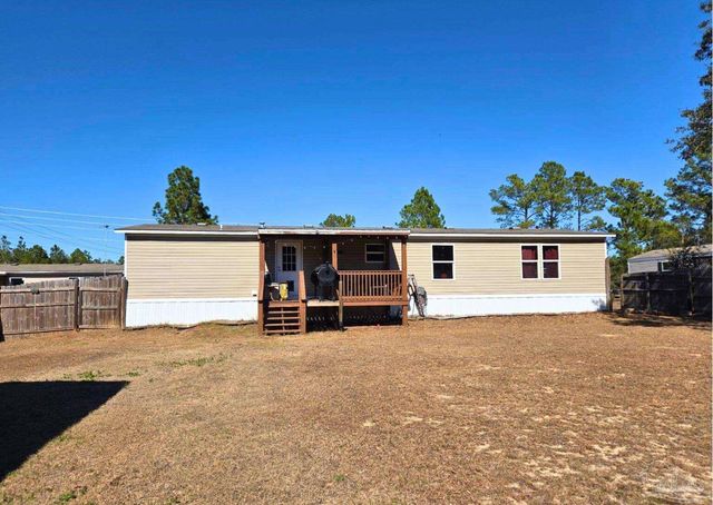 9819 American Farms Rd, Milton, FL 32583