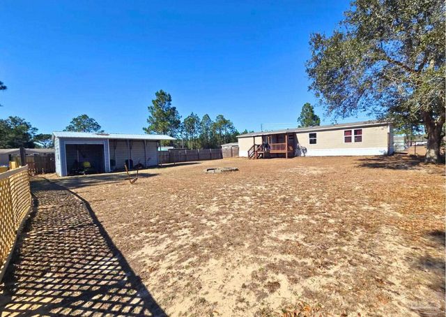 9819 American Farms Rd, Milton, FL 32583