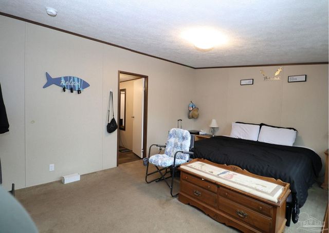 9819 American Farms Rd, Milton, FL 32583