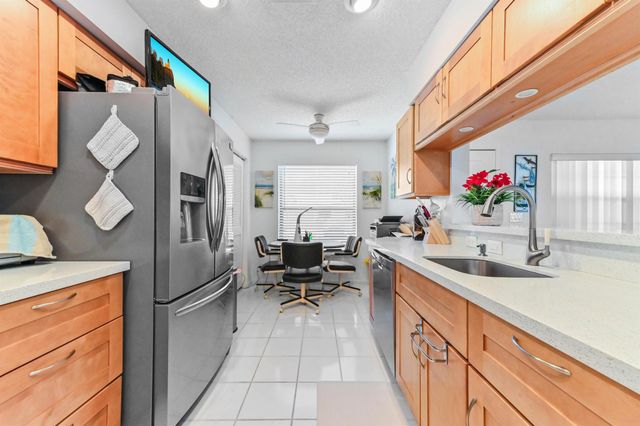 18538 Breezy Palm Way, Boca Raton, FL 33496