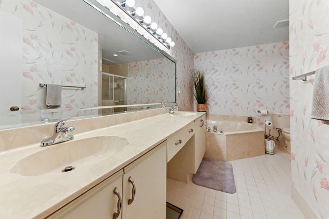 18538 Breezy Palm Way, Boca Raton, FL 33496