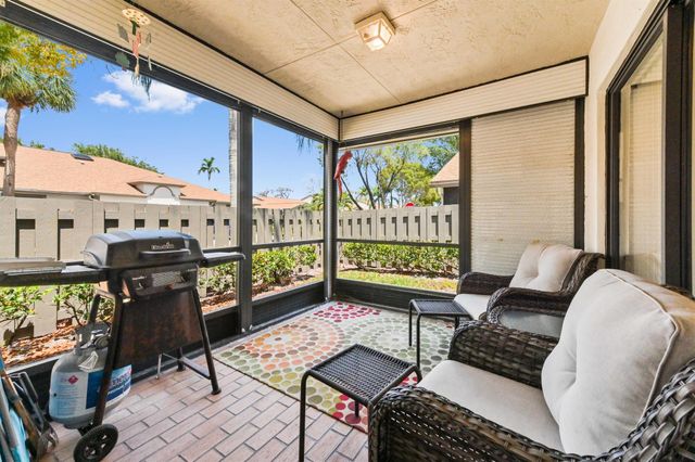 18538 Breezy Palm Way, Boca Raton, FL 33496