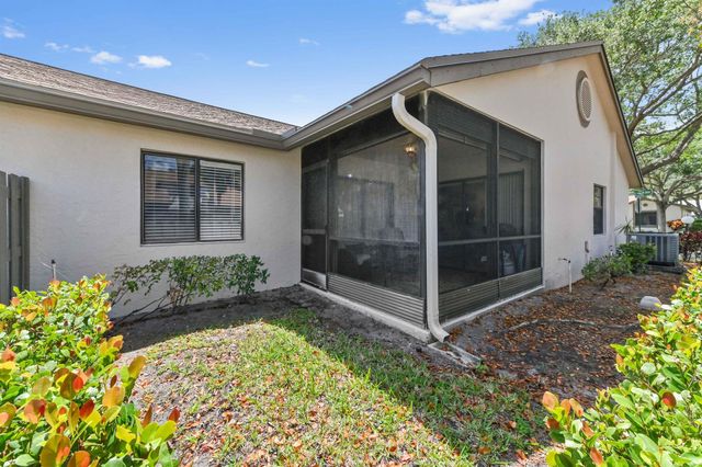 18538 Breezy Palm Way, Boca Raton, FL 33496
