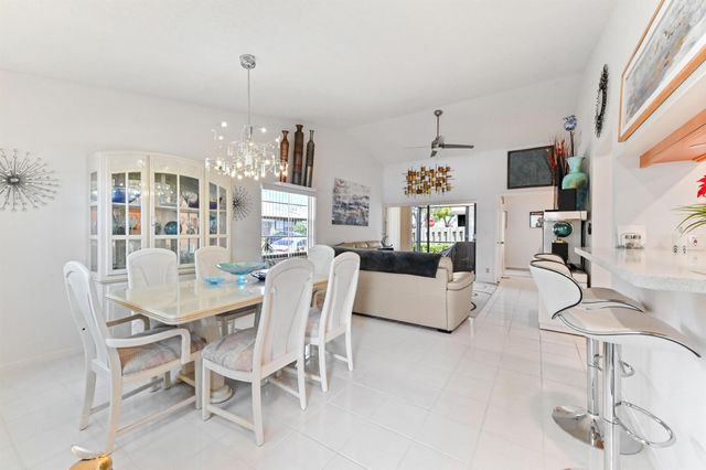 18538 Breezy Palm Way, Boca Raton, FL 33496