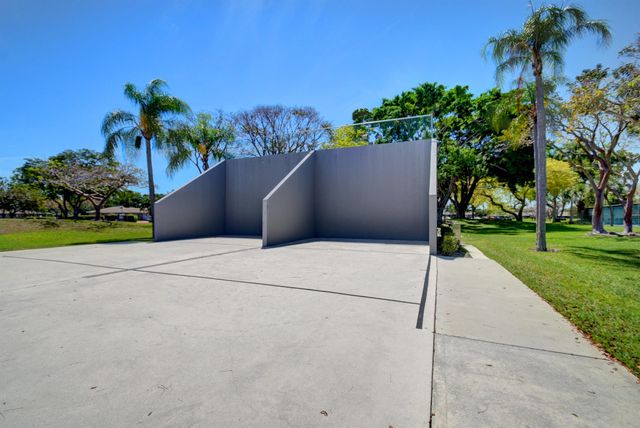 18538 Breezy Palm Way, Boca Raton, FL 33496