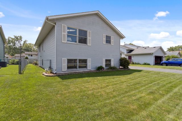 620 W 7th Street, Belvidere, IL 61008