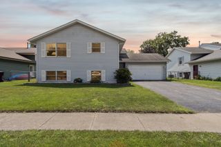 620 W 7th Street, Belvidere, IL 61008