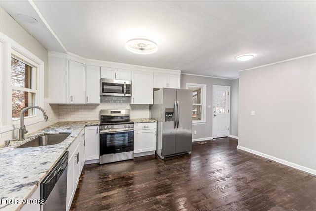 1624 Everett Ave, Maryville, TN 37804