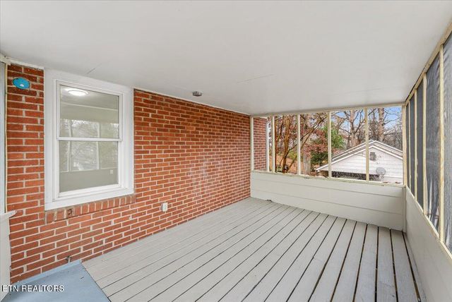 1624 Everett Ave, Maryville, TN 37804