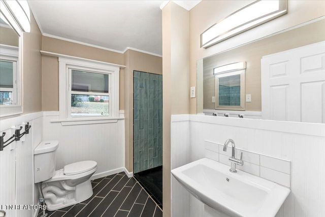 1624 Everett Ave, Maryville, TN 37804