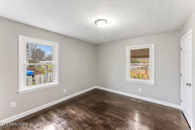 1624 Everett Ave, Maryville, TN 37804