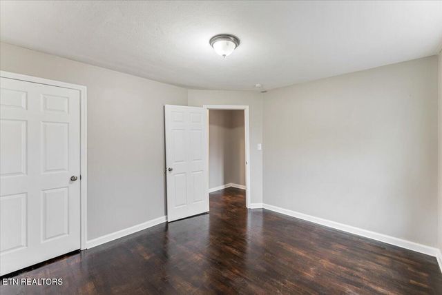 1624 Everett Ave, Maryville, TN 37804