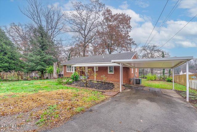 1624 Everett Ave, Maryville, TN 37804