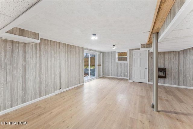 1624 Everett Ave, Maryville, TN 37804