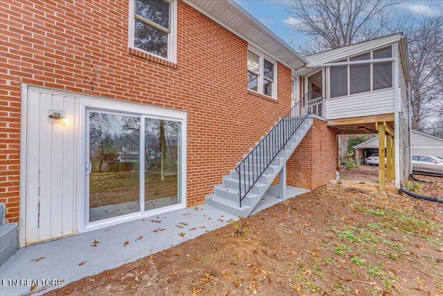 1624 Everett Ave, Maryville, TN 37804