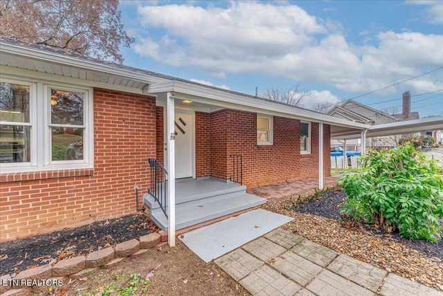 1624 Everett Ave, Maryville, TN 37804