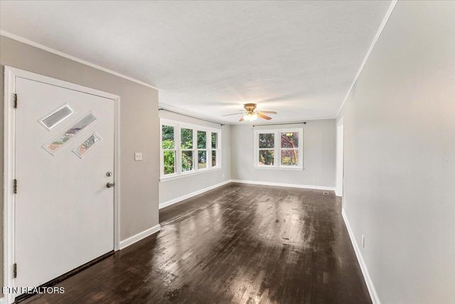 1624 Everett Ave, Maryville, TN 37804