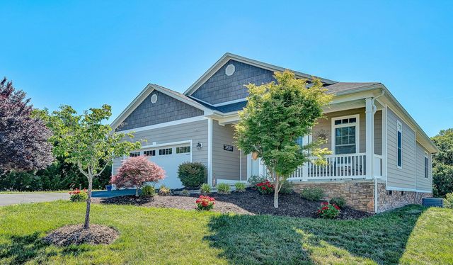 50 Sapphire LN, Moneta, VA 24121