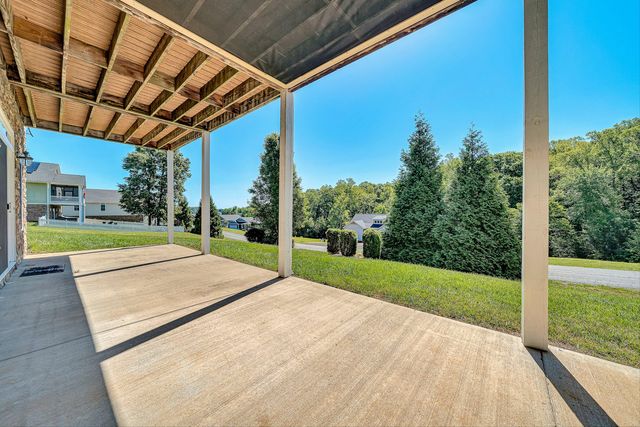 50 Sapphire LN, Moneta, VA 24121