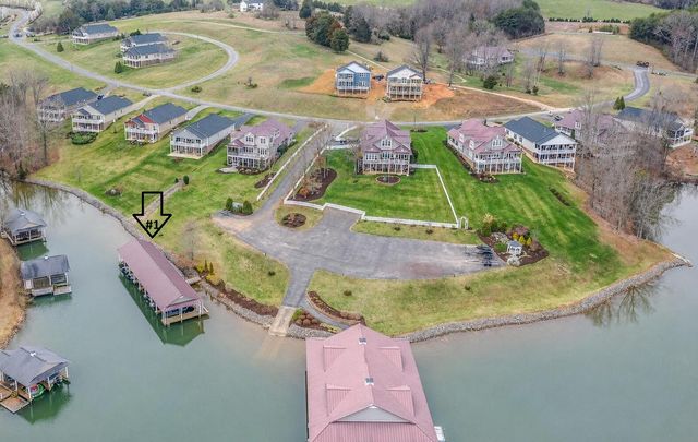 50 Sapphire LN, Moneta, VA 24121