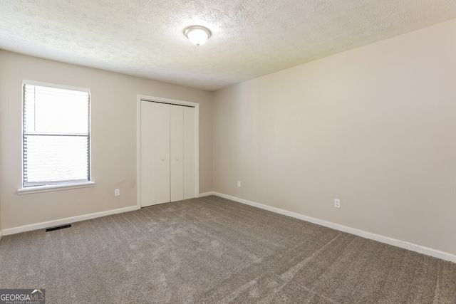 6824 Creekwood Drive, Douglasville, GA 30135