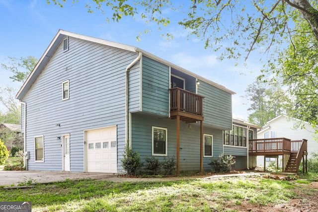 6824 Creekwood Drive, Douglasville, GA 30135