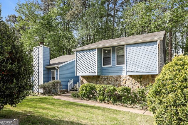 6824 Creekwood Drive, Douglasville, GA 30135