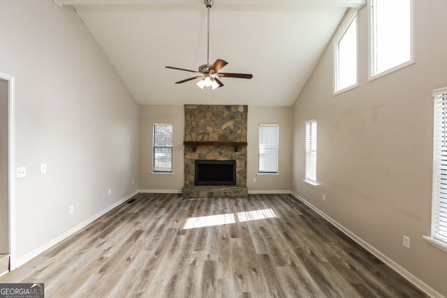 6824 Creekwood Drive, Douglasville, GA 30135