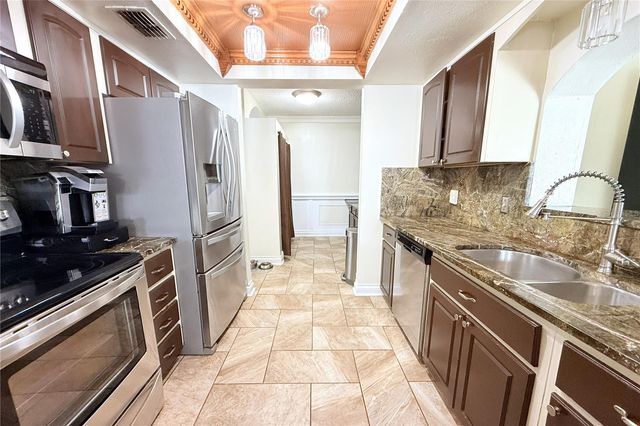 10908 BRIGHTSIDE DRIVE, Tampa, FL 33624