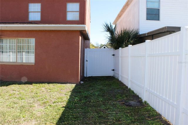 10908 BRIGHTSIDE DRIVE, Tampa, FL 33624