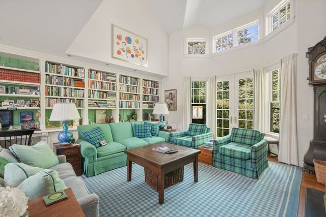198 Clyde Street, Brookline, MA 02467