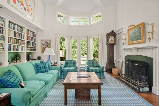 198 Clyde Street, Brookline, MA 02467