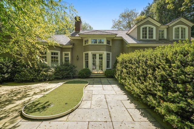 198 Clyde Street, Brookline, MA 02467
