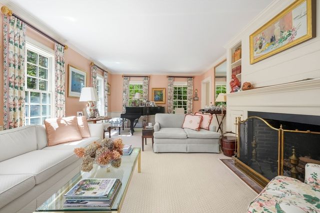 198 Clyde Street, Brookline, MA 02467