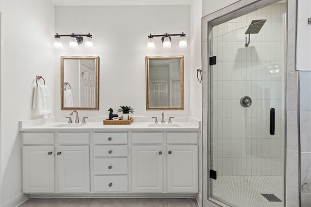 2168 NESHOBA NOOK CIR, Collierville, TN 38017