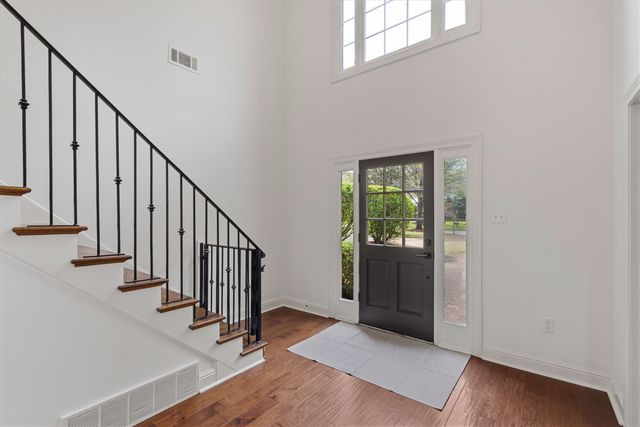 2168 NESHOBA NOOK CIR, Collierville, TN 38017