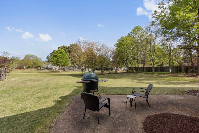 2168 NESHOBA NOOK CIR, Collierville, TN 38017