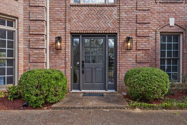 2168 NESHOBA NOOK CIR, Collierville, TN 38017