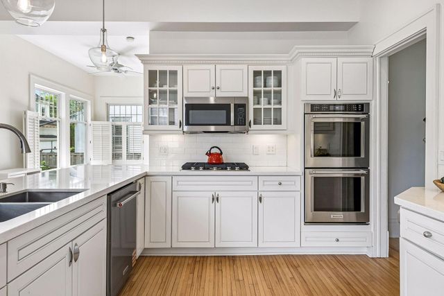 1815 Fremont Avenue S, Minneapolis, MN 55403