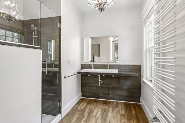 1815 Fremont Avenue S, Minneapolis, MN 55403