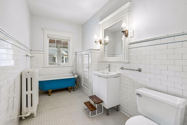 1815 Fremont Avenue S, Minneapolis, MN 55403