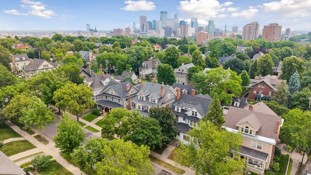1815 Fremont Avenue S, Minneapolis, MN 55403