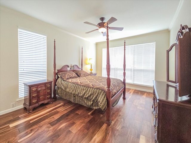 3824 Lacebark Lane, Bedford, TX 76021